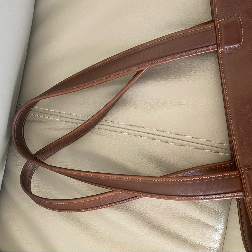 Vintage Coach Brown Leather Tote Bag - Picture 4 of 9